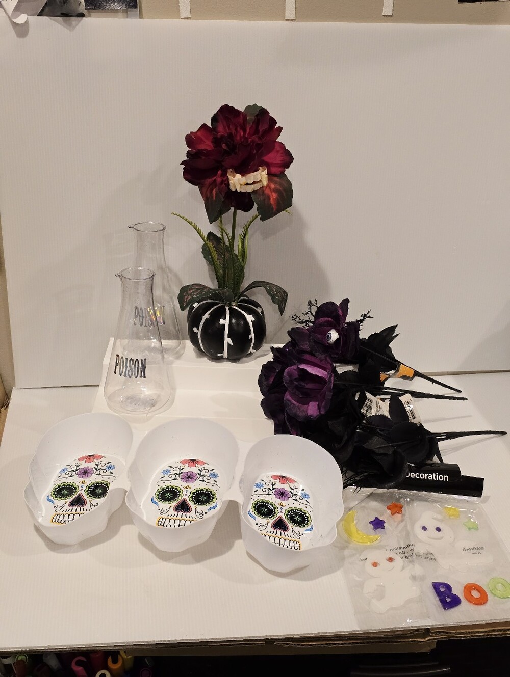 Halloween Decorative Flower Arrangement and Serving Tray Set
